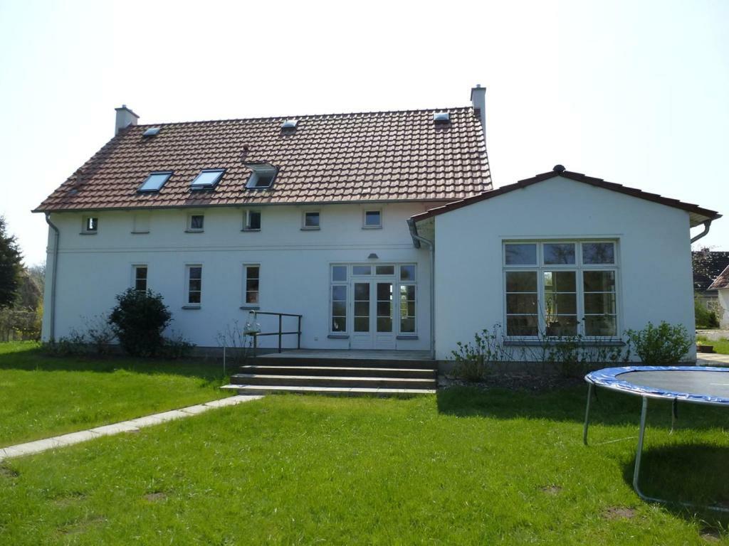 Traumhaftes Luxus-Ferienhaus Warnkenhagen  Buitenkant foto