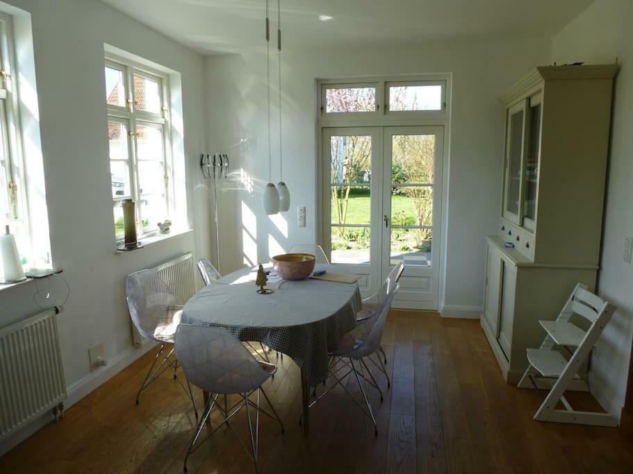 Traumhaftes Luxus-Ferienhaus Warnkenhagen  Buitenkant foto
