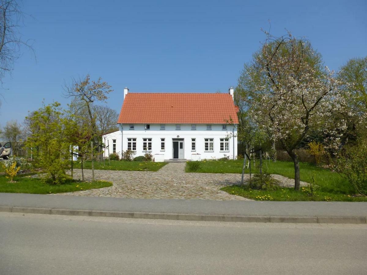 Traumhaftes Luxus-Ferienhaus Warnkenhagen  Buitenkant foto