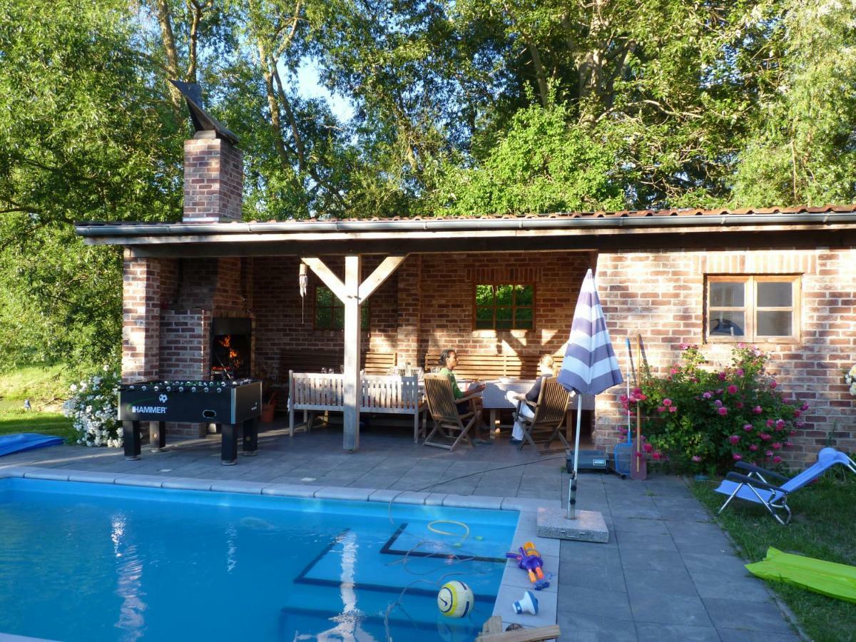 Traumhaftes Luxus-Ferienhaus Warnkenhagen  Buitenkant foto