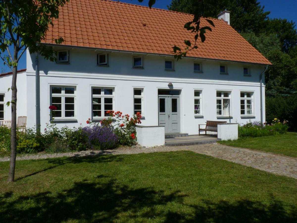 Traumhaftes Luxus-Ferienhaus Warnkenhagen  Buitenkant foto